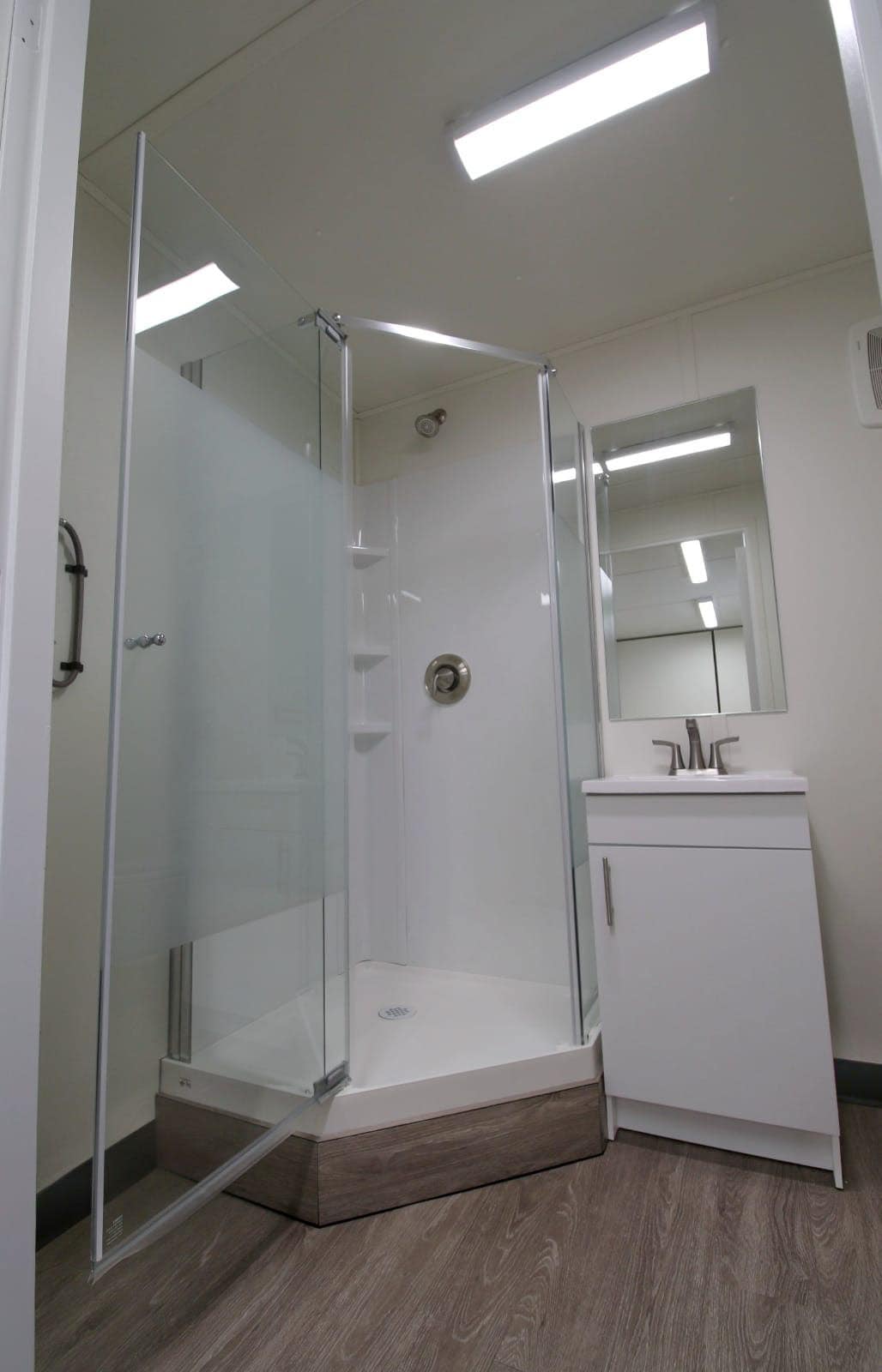 20′ Site office + Washroom - Container Systems Australia