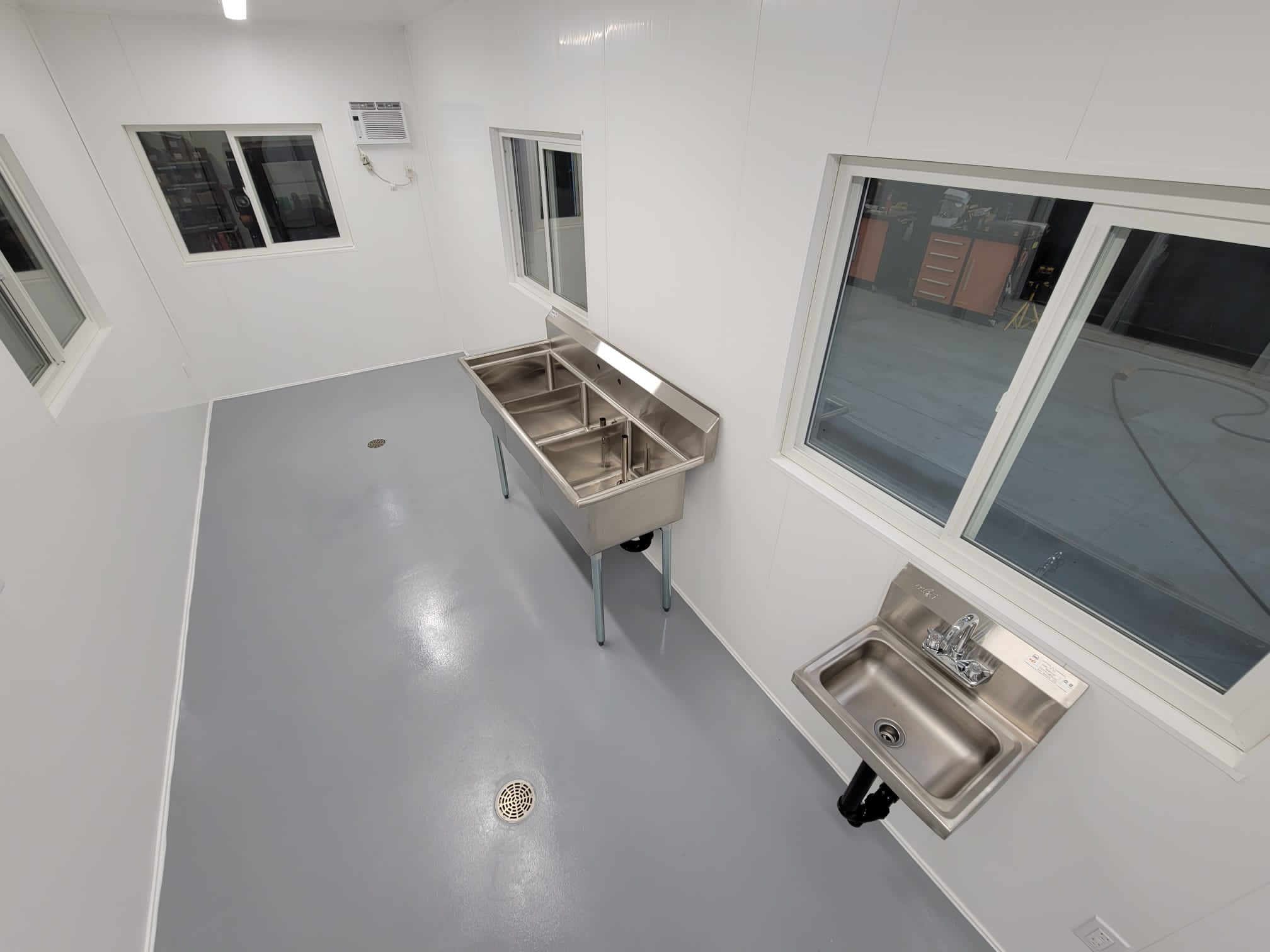 Food Processing Unit With Walk in Cooler - Container Systems Australia