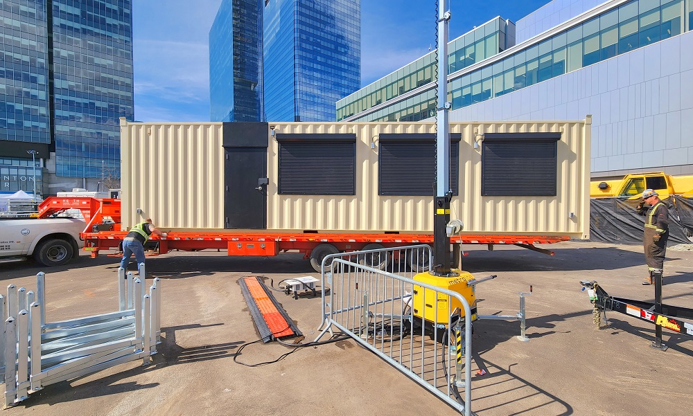 40’HC VIP Area with Patio for the Oilers - Container Systems Australia